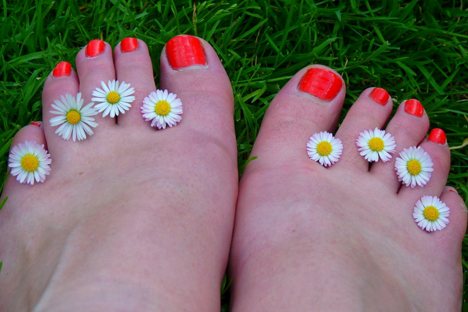 Tavaszi lábápolás – Így készítsd fel lábadat a szandálszezonra!